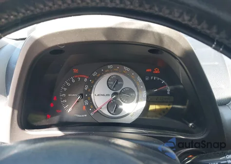 2001 Lexus Is 300 из США, поврежденный, VIN JTHBD182510031334